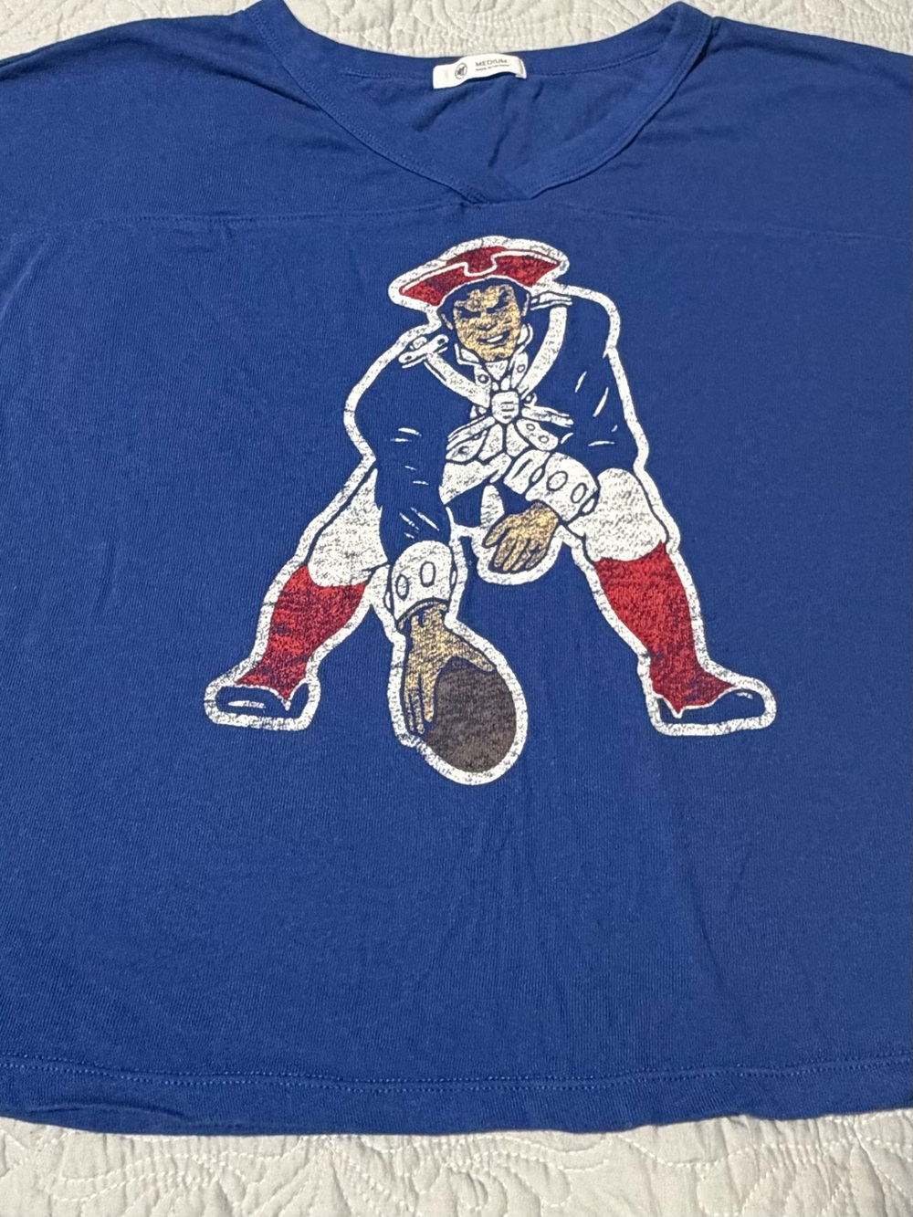 ‘47 Brand New England Patriots Crop Top with Retro Pat Patriot logo